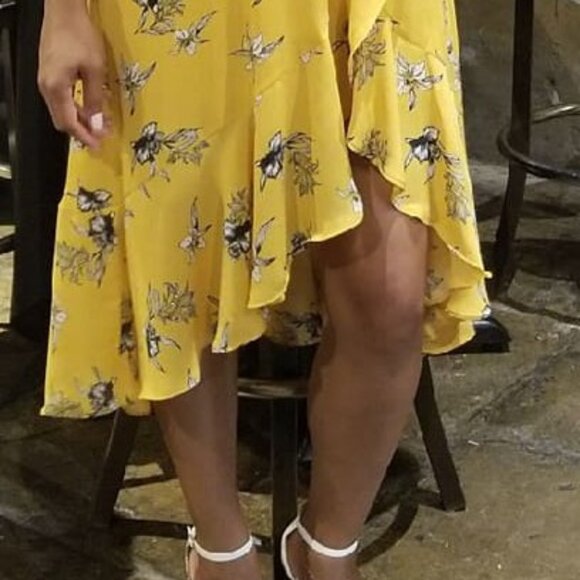 Lemonade Floral Sundress - Picture 4 of 5